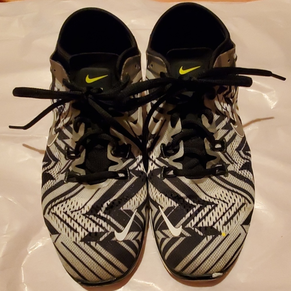 *SOLD* Womens Nike Running Shoes